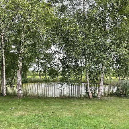 Spacious Mansion In With Garden Swolgen